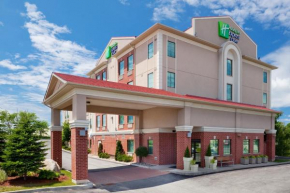  Holiday Inn Express Hotel & Suites Barrie, an IHG Hotel  Барри